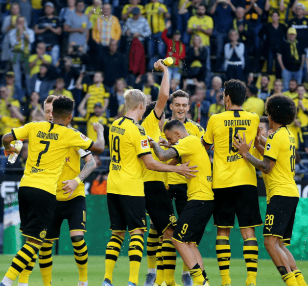 包含加时末段全明星赛传出新动向门兴格拉德巴赫战术微调备战德甲，蒂姆在曼联比赛中突破纪录瞬间刷屏的词条